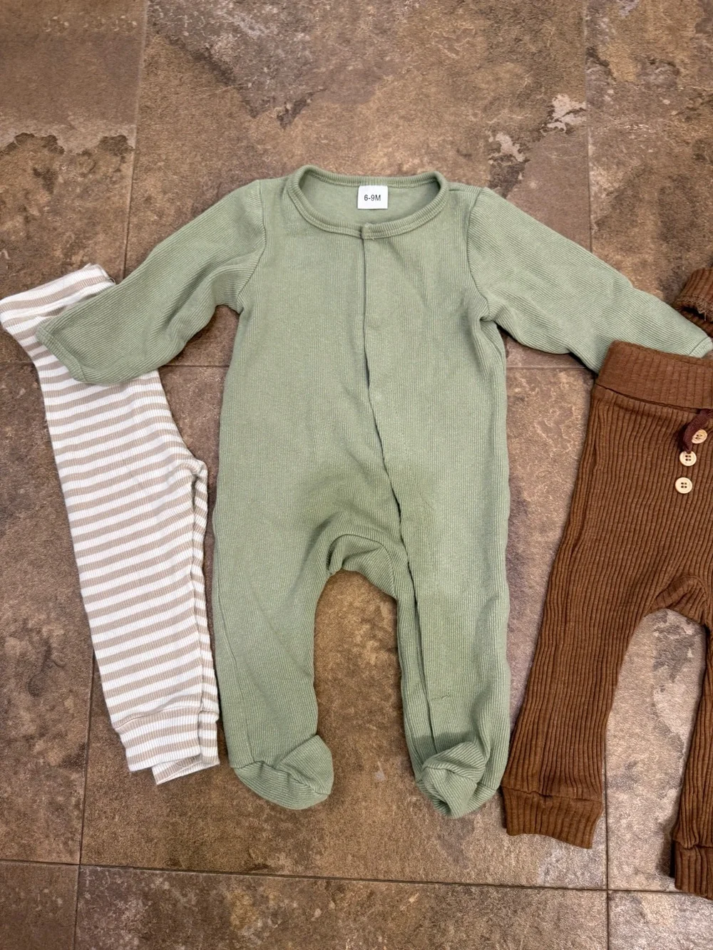 Huge bundle of primarily 6-9m (some 6-12) baby girls fall autumn winter clothes